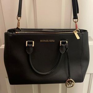 Micheal Kors Bag